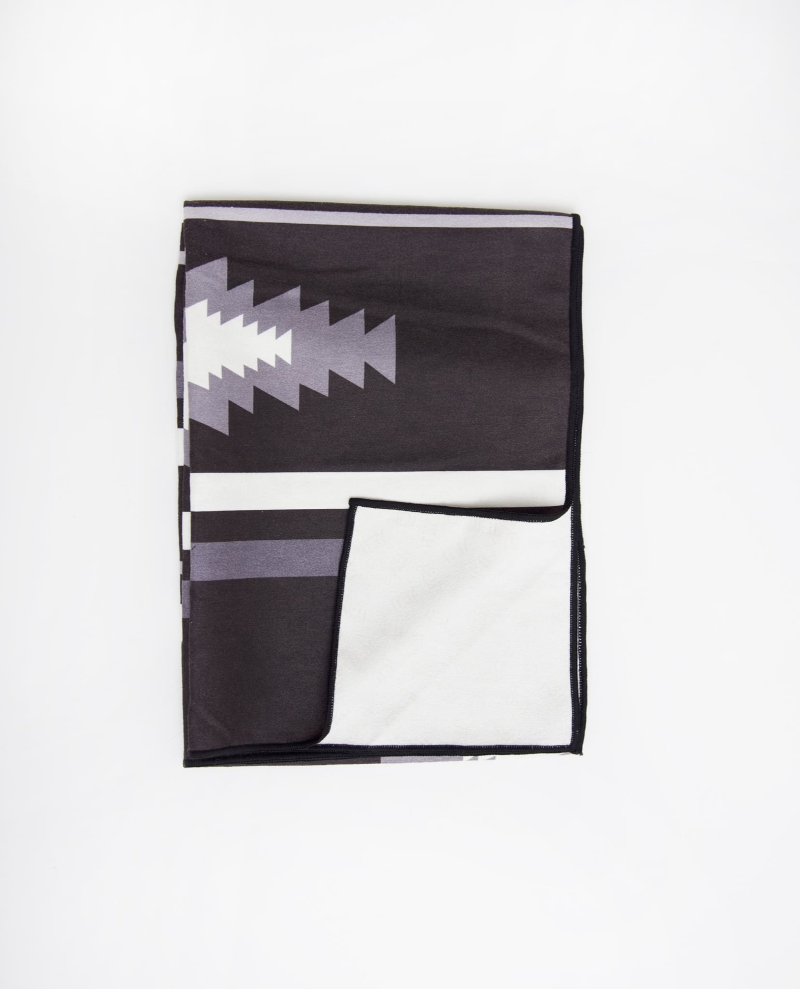 The Yune Yoga Towel - Image 3