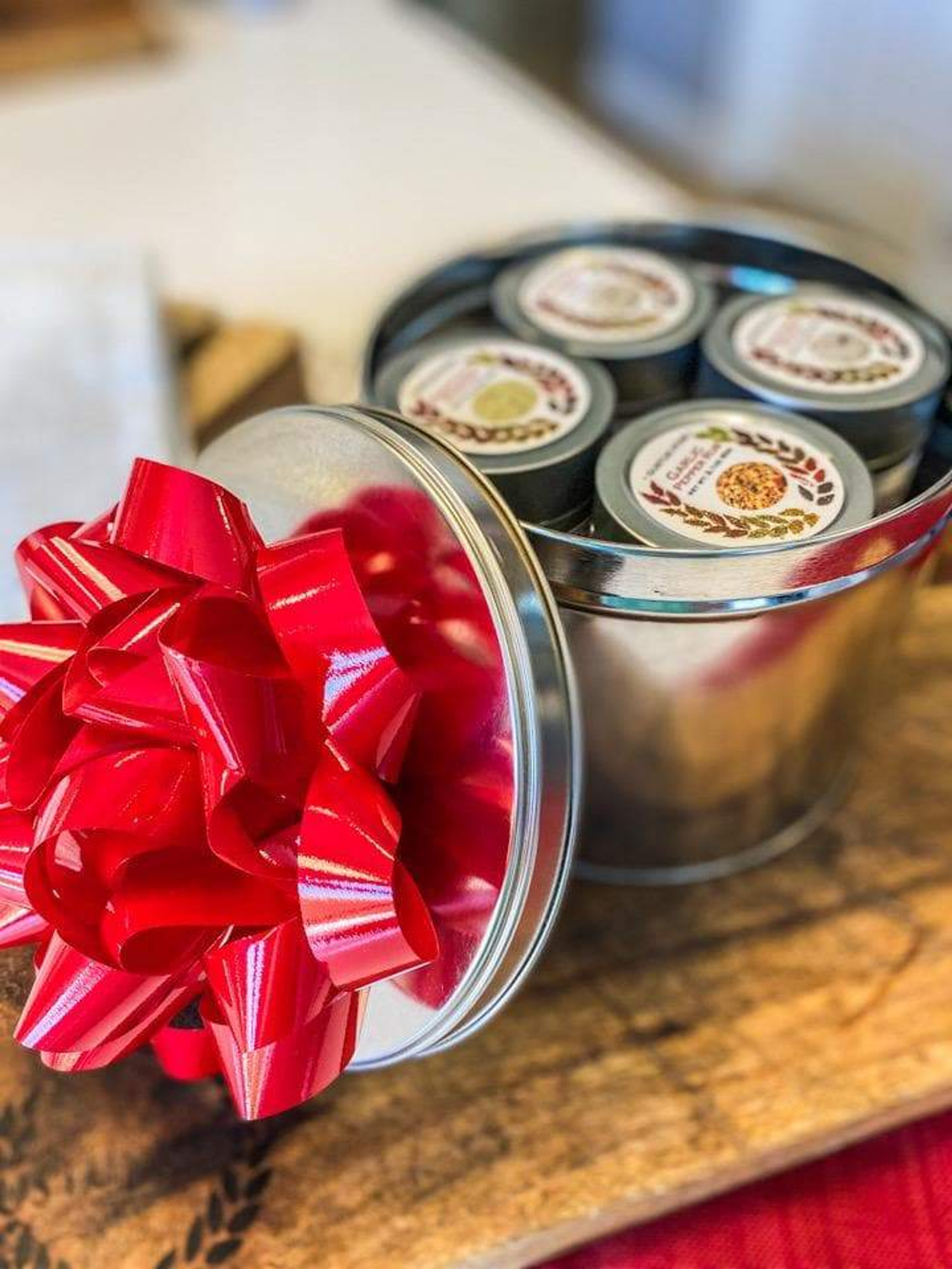 Fancy Proteins & Truffled Sides Luxury Gift Pack | 8 Gourmet Seasonings & Salts In A Handsome Gift Tin - Image 4